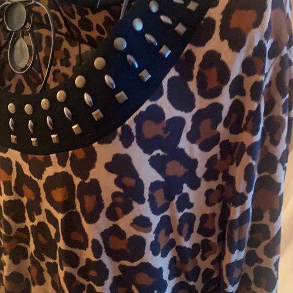 Top - Picture 5 of 6